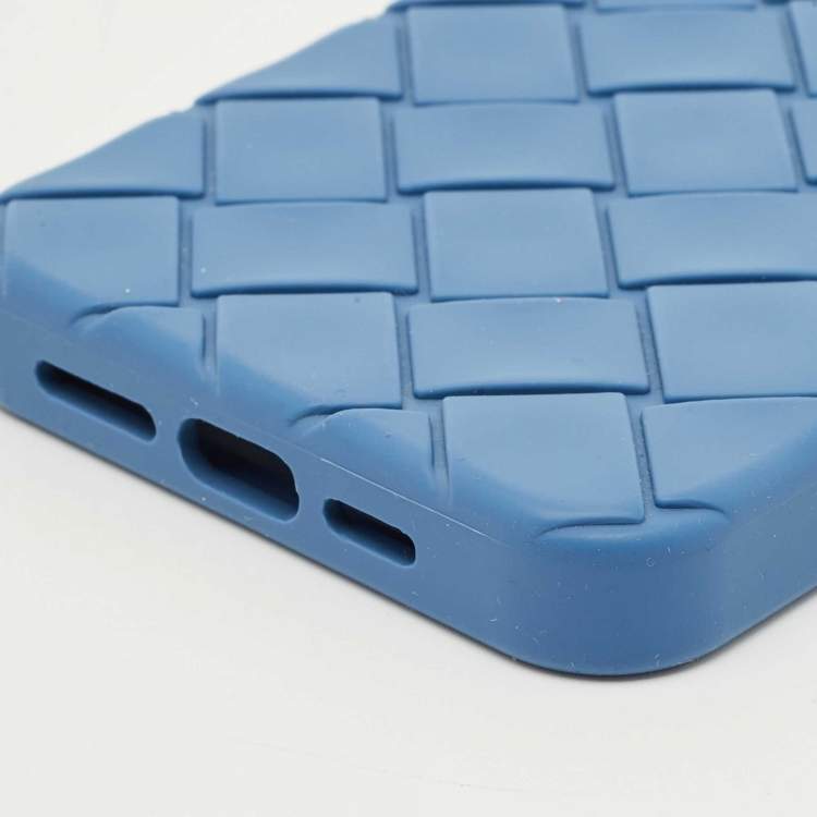 Pre Owned Bottega Veneta Blue Intrecciato Rubber iPhone 16 Pro Max Case