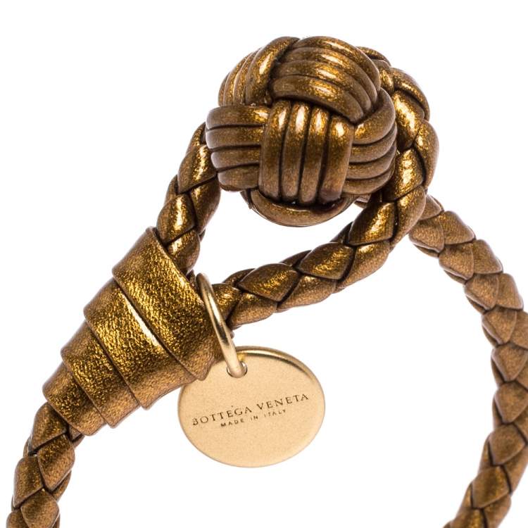 Pre Owned Bottega Veneta Gold Laminated Effect Leather Intrecciato Bracelet S