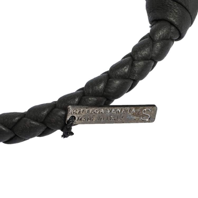 مملوكة مسبقًا Bottega Veneta Grey Intrecciato Nappa Leather Knot Bracelet S
