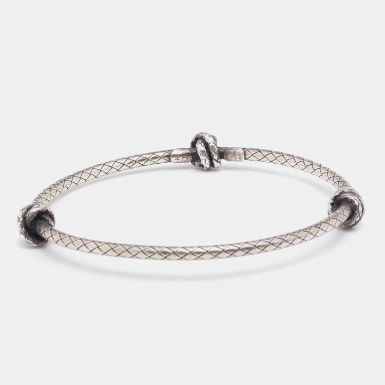 مملوكة مسبقًا Bottega Veneta Sterling Silver Intrecciato Knot Bangle Bracelet