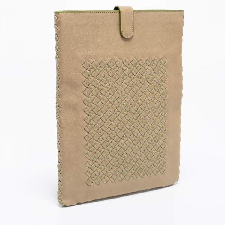 Bottega Veneta Beige/Green Intrecciato Leather iPad Case Bottega