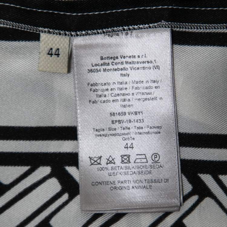 Pre Owned Bottega Veneta Monochrome Printed Silk Wrap Over Top M
