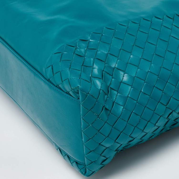 Pre Owned Bottega Veneta Green Intrecciato Leather Open Tote