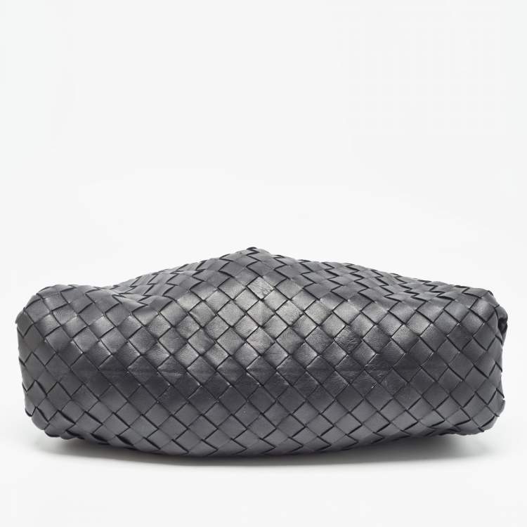 مملوكة مسبقًا Bottega Veneta Black Intrecciato Leather Classic Pouch