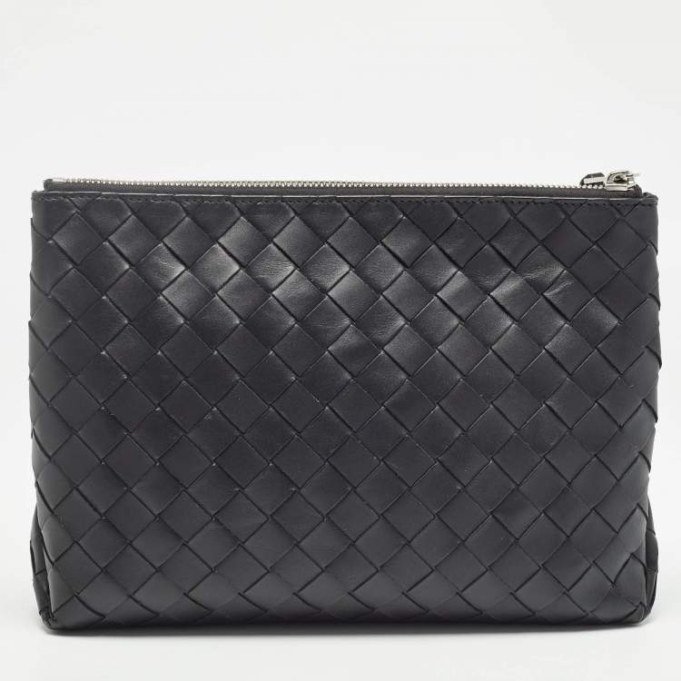 Pre Owned Bottega Veneta Black Intrecciato Leather Prism Wristlet Pouch 