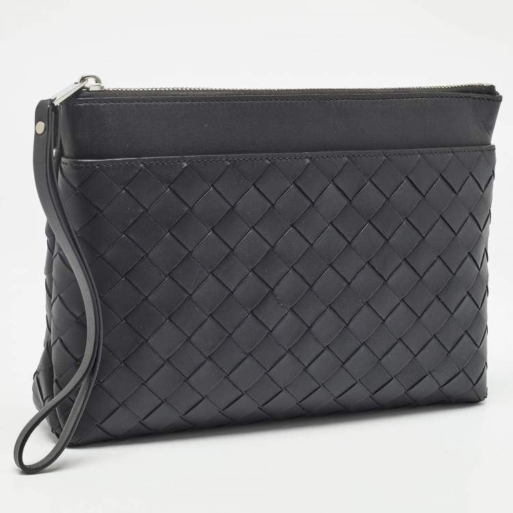 Pre Owned Bottega Veneta Black Intrecciato Leather Prism Wristlet Pouch 