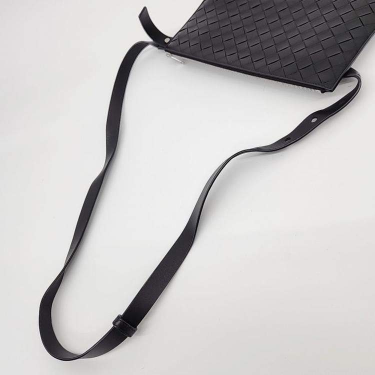 Pre Owned Bottega Veneta Black Intrecciato Nappa Pouch