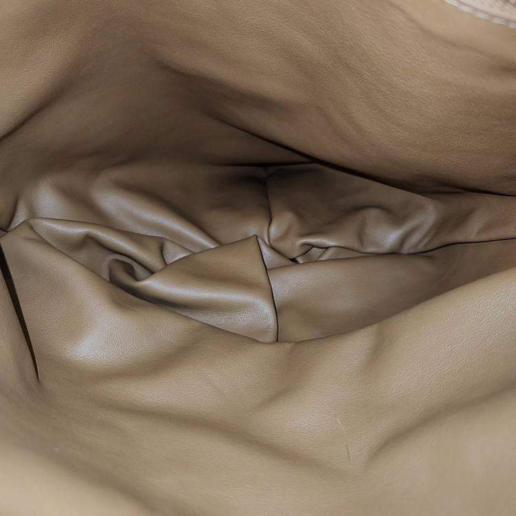 Pre Owned  Bottega Veneta Beige Leather BV Twist Bag