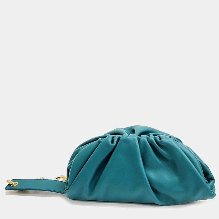 Pre Owned Bottega Veneta Blue Leather Belt Chain Pouch