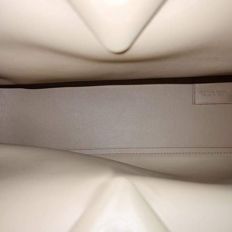 Pre Owned Bottega Veneta Almond Small Triangle Handle Bag