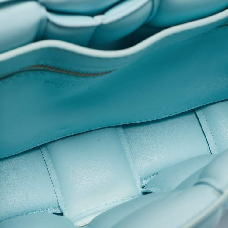 Pre Owned Bottega Veneta Light Blue Padded Leather Cassette Shoulder Bag
