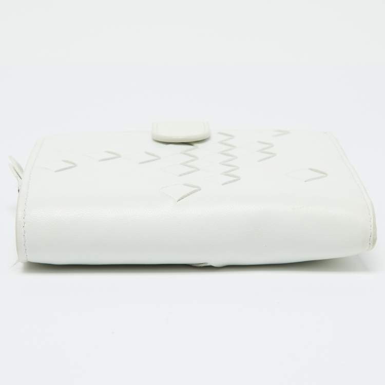 Pre Owned Bottega Veneta Off White Intrecciato Leather Compact Wallet