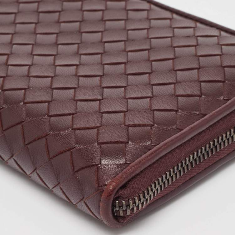 Pre Owned Bottega Veneta Burgundy Intrecciato Leather Zip Around Wallet