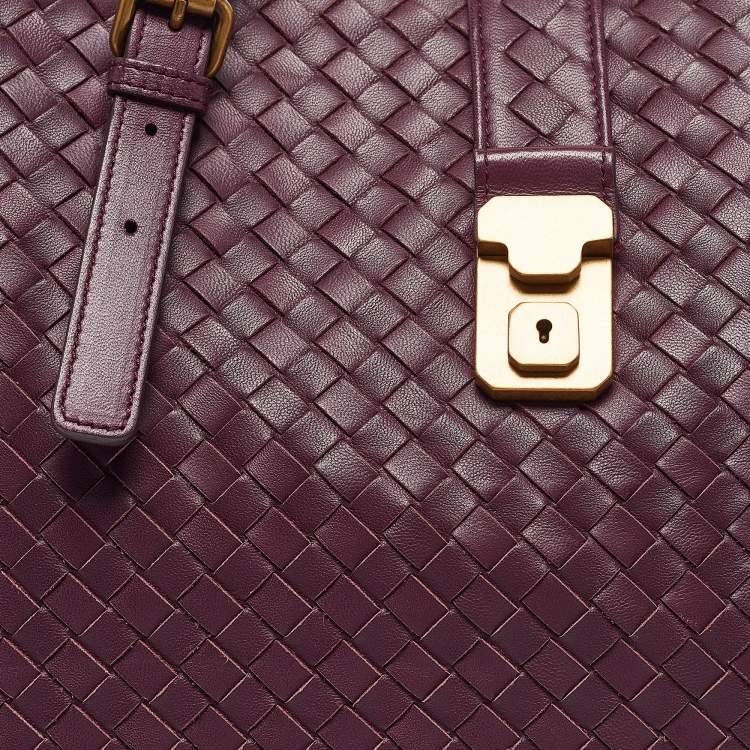 Pre Owned Bottega Veneta Plum Intrecciato Leather Medium Roma Tote