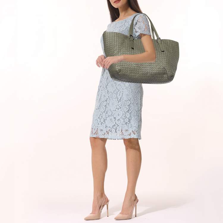 Pre Owned Bottega Veneta Grey Intrecciato Leather Large Cesta Tote
