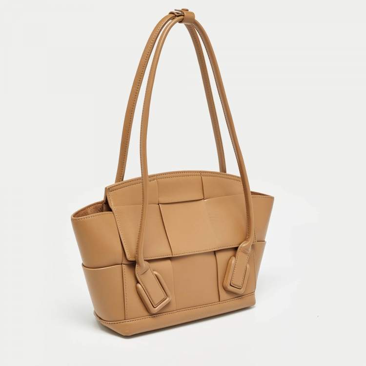Pre Owned Bottega Veneta Brown Intrecciato Leather Small Arco Tote