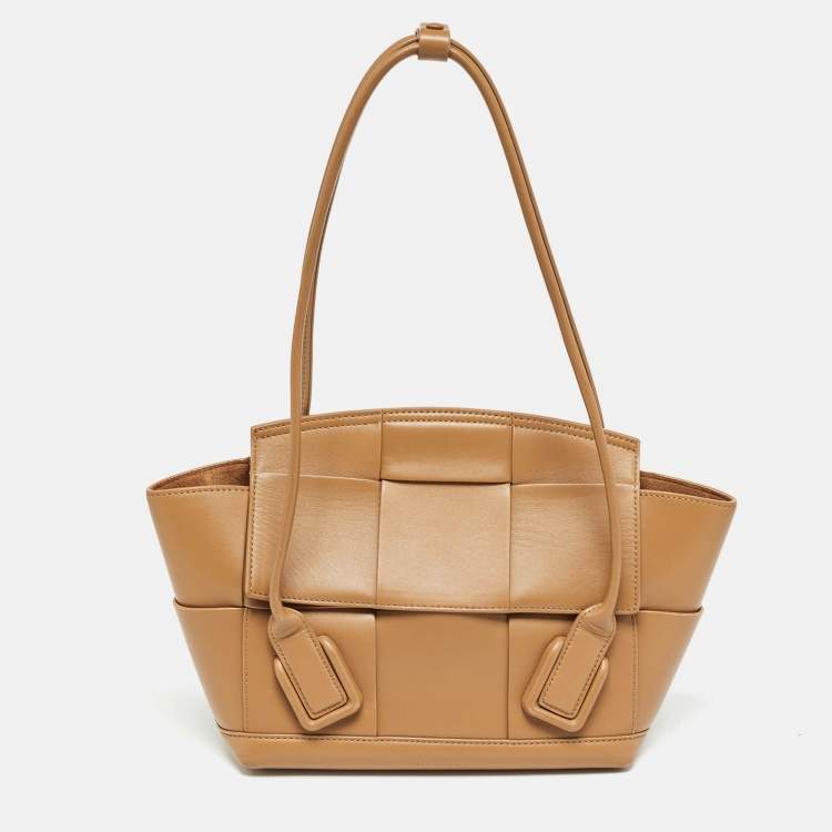 Pre Owned Bottega Veneta Brown Intrecciato Leather Small Arco Tote