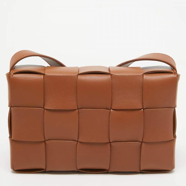 Pre Owned Bottega Veneta Brown Intrecciato Leather Cassette Shoulder Bag