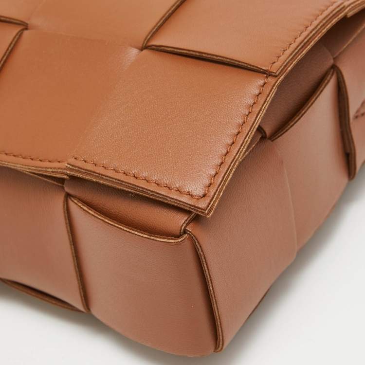 Pre Owned Bottega Veneta Brown Intrecciato Leather Cassette Shoulder Bag