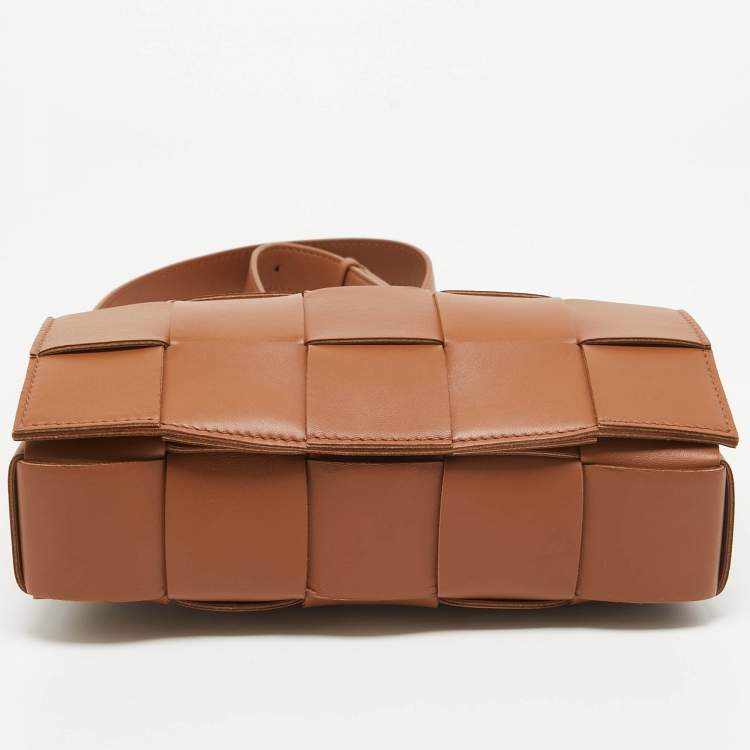 Pre Owned Bottega Veneta Brown Intrecciato Leather Cassette Shoulder Bag