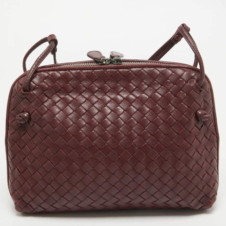 Pre Owned Bottega Veneta Dark Red Intrecciato Leather Nodini Crossbody Bag