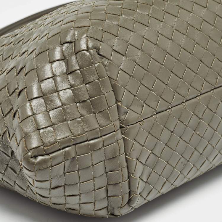 Pre Owned Bottega Veneta Grey Intrecciato Leather Capri Tote