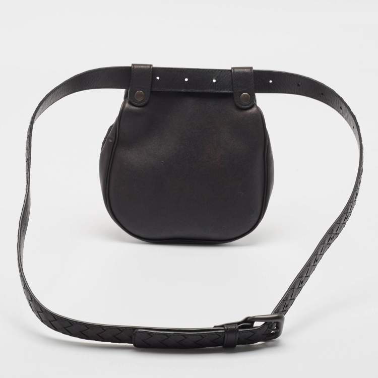 مملوكة مسبقًا Bottega Veneta Black Intrecciato Leather Belt Bag