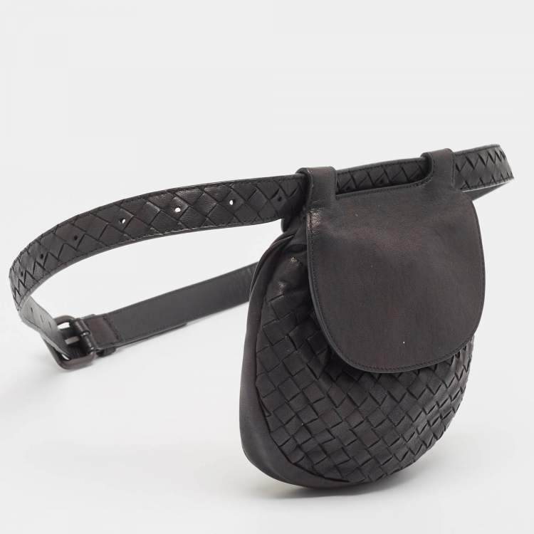 مملوكة مسبقًا Bottega Veneta Black Intrecciato Leather Belt Bag
