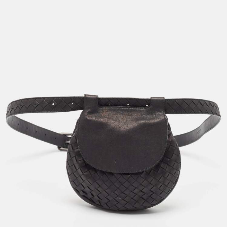 مملوكة مسبقًا Bottega Veneta Black Intrecciato Leather Belt Bag