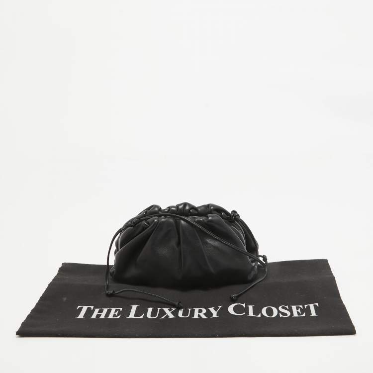 Pre Owned Bottega Veneta Black Leather Mini The Pouch Bag