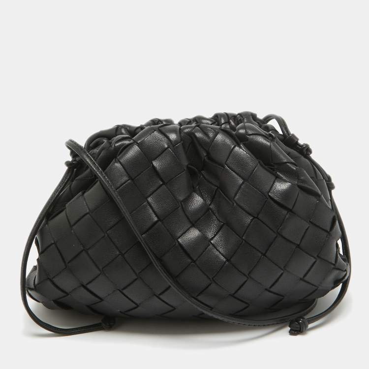 Pre Owned Bottega Veneta Black Intrecciato Leather Mini The Pouch Bag