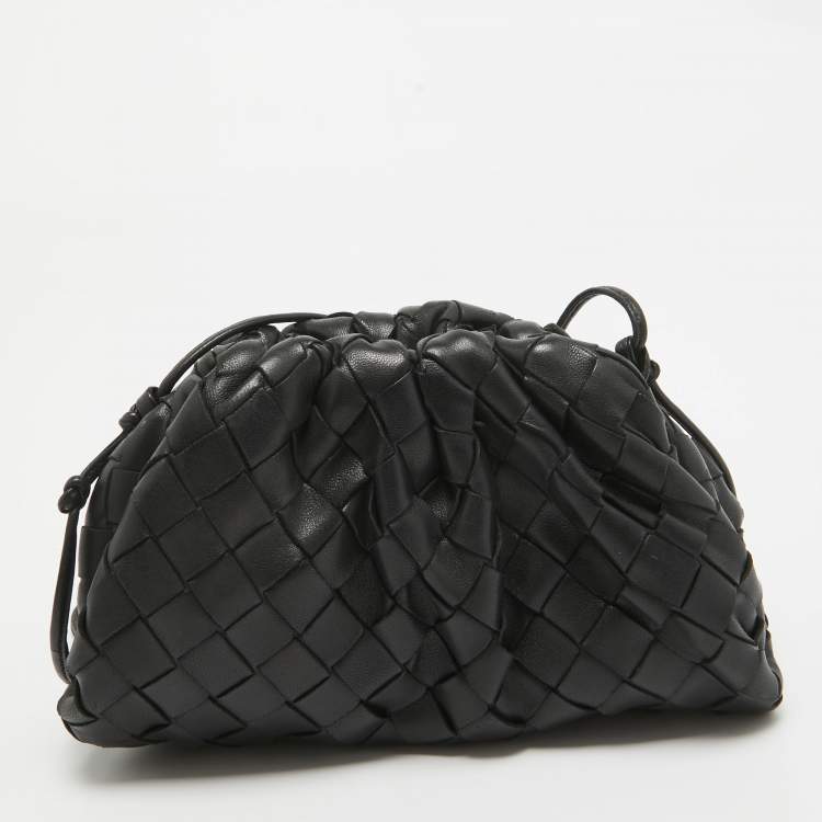 Pre Owned Bottega Veneta Black Intrecciato Leather Mini The Pouch Bag