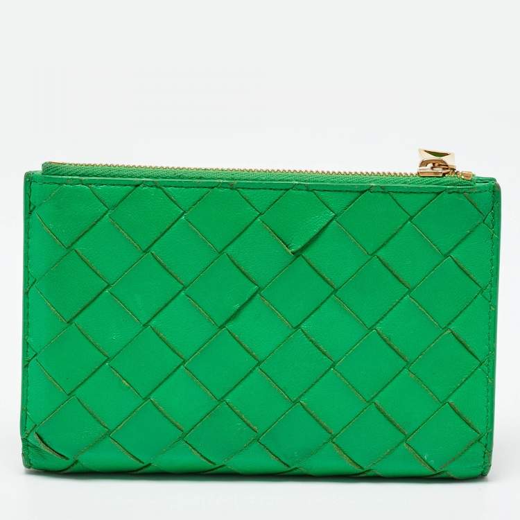 Pre Owned Bottega Veneta Green Intrecciato Leather Bifold Wallet