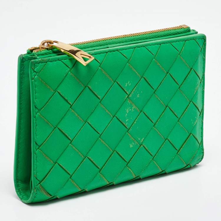 Pre Owned Bottega Veneta Green Intrecciato Leather Bifold Wallet