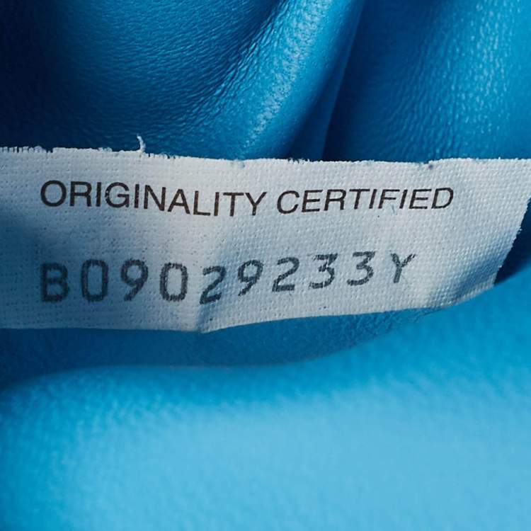 Pre Owned Bottega Veneta Blue Intrecciato Leather Mini The Pouch Bag