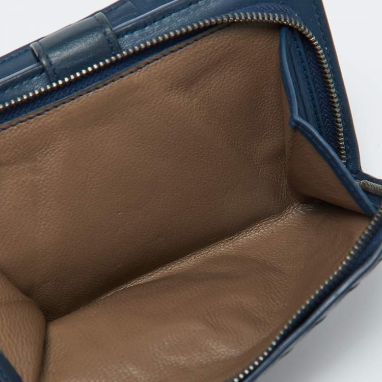 Pre Owned Bottega Veneta Blue Intrecciato Leather Compact Wallet