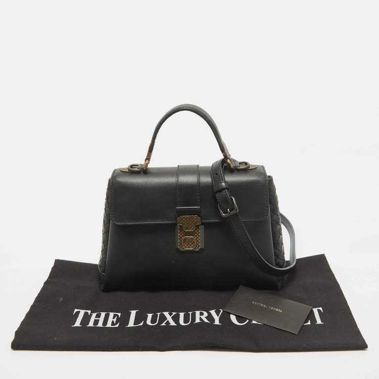 Pre Owned Bottega Veneta Black Leather Small Piazza Top handle Bag