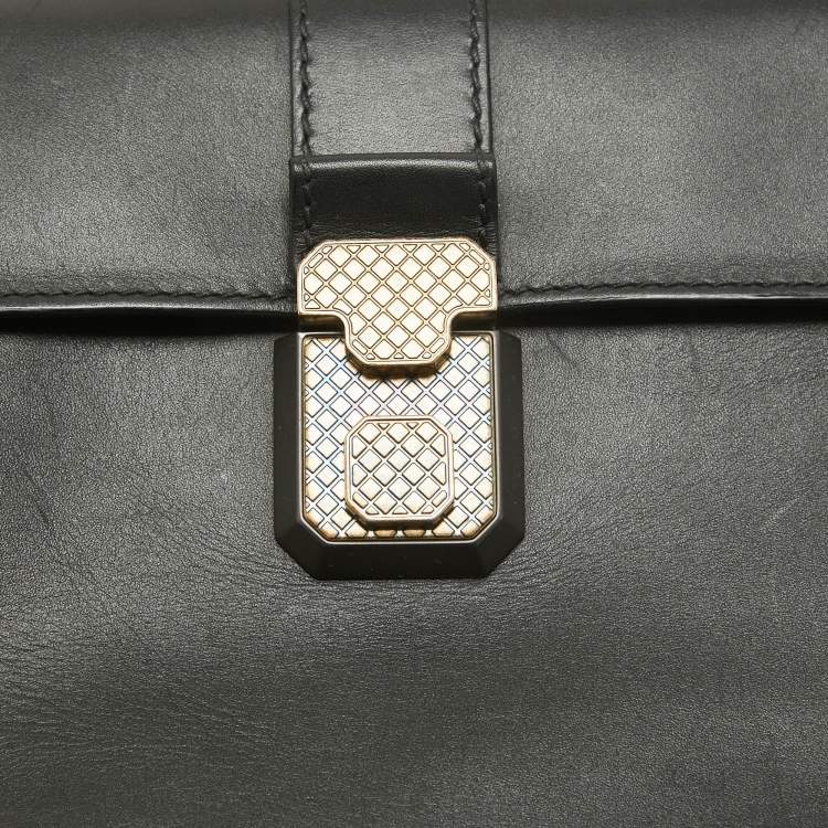 Pre Owned Bottega Veneta Black Leather Small Piazza Top handle Bag