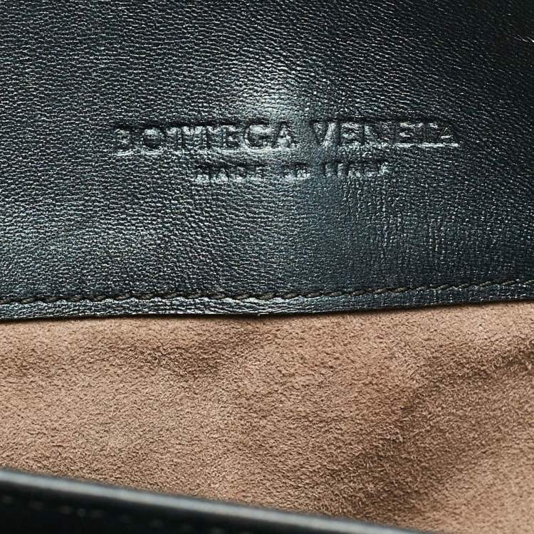 مملوكة مسبقًا Bottega Veneta Metallic Intrecciato Leather Small Fringe Olimpia Shoulder Bag