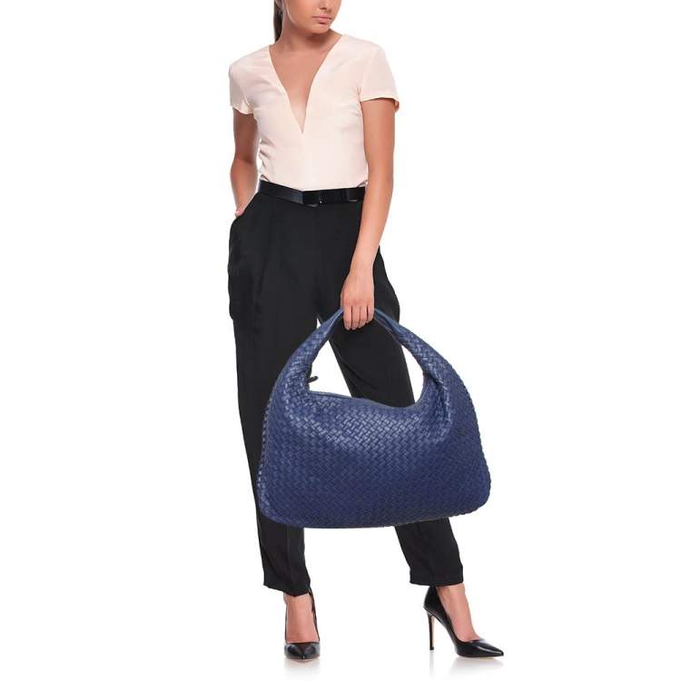 Pre Owned Bottega Veneta Blue Intrecciato Leather Large Veneta Hobo