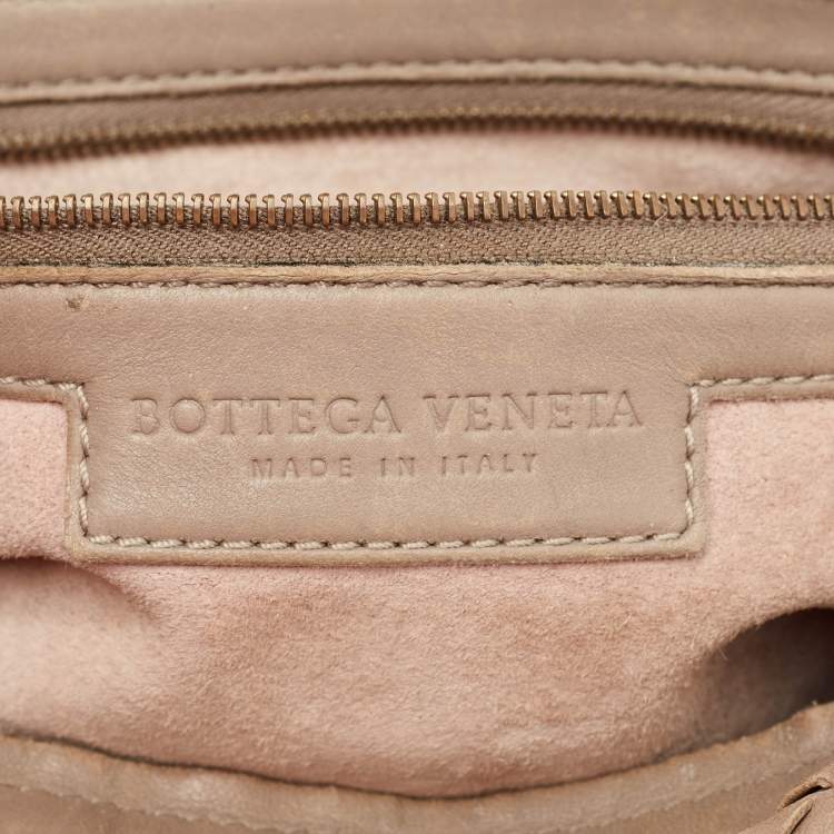 مملوكة مسبقًا Bottega Veneta Beige Intrecciato Leather Boston Bag