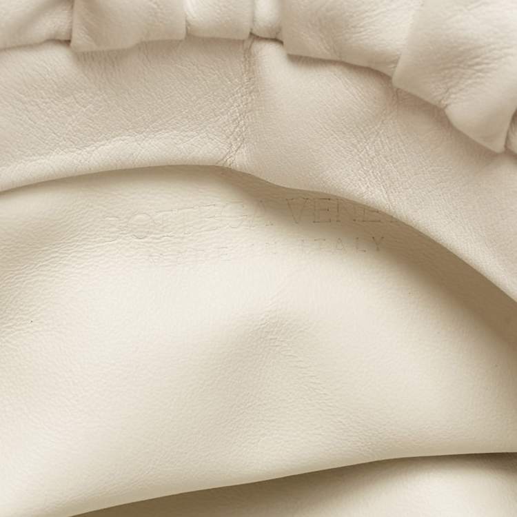 Pre Owned Bottega Veneta White Leather The Chain Pouch Bag