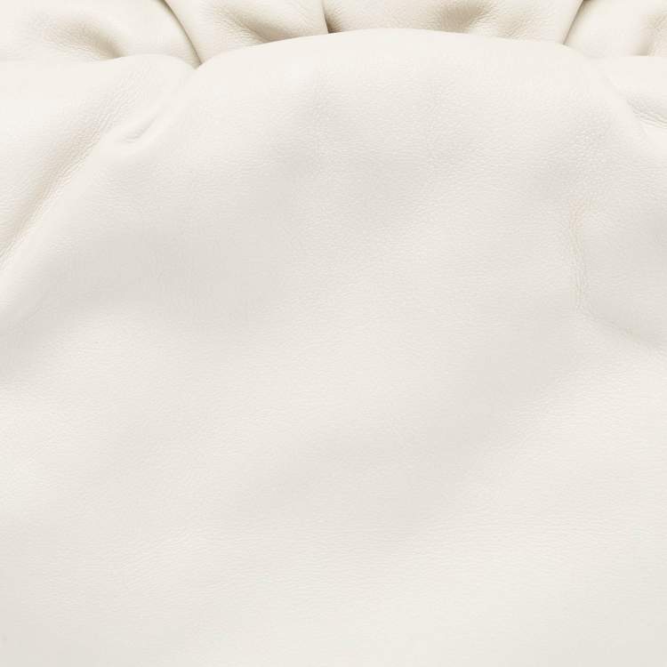 Pre Owned Bottega Veneta White Leather The Chain Pouch Bag