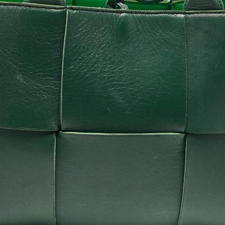 Pre Owned Bottega Veneta Dark Green Intreccio Leather Small Arco Tote