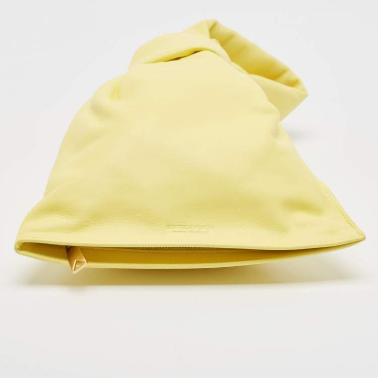 Pre Owned Bottega Veneta Yellow Leather BV Twist Clutch Bag