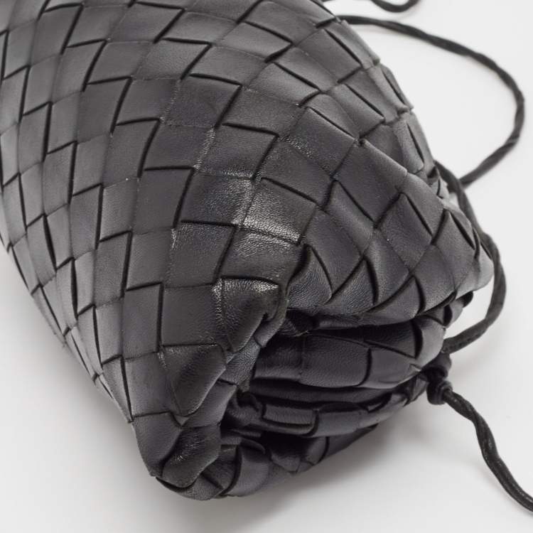 Pre Owned Bottega Veneta Black Intrecciato Leather Mini The Pouch Bag