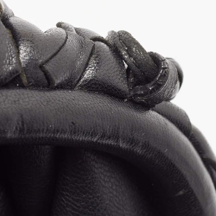 Pre Owned Bottega Veneta Black Intrecciato Leather Mini The Pouch Bag
