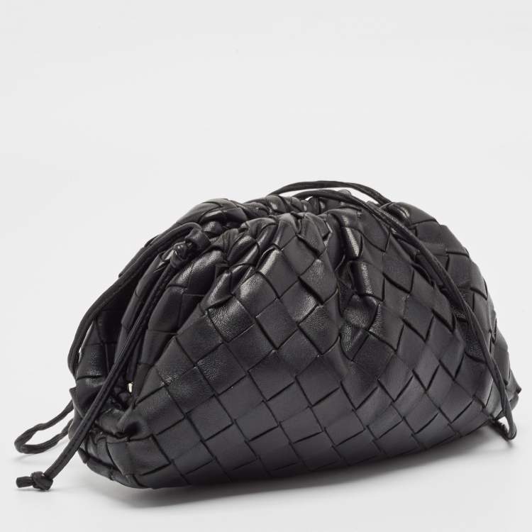Pre Owned Bottega Veneta Black Intrecciato Leather Mini The Pouch Bag
