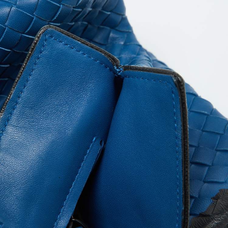 Pre Owned Bottega Veneta Blue/Black Intrecciato Leather Tote