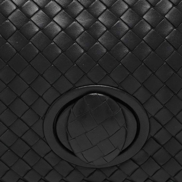 Pre Owned Bottega Veneta Black Intrecciato Leather Twist Lock Clutch